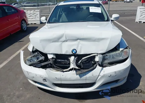 2011 BMW 328I из США, поврежденный, VIN WBAPH5G58BNM72889